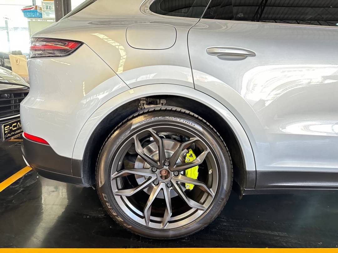 2020 Porsche cayenne e hybrid