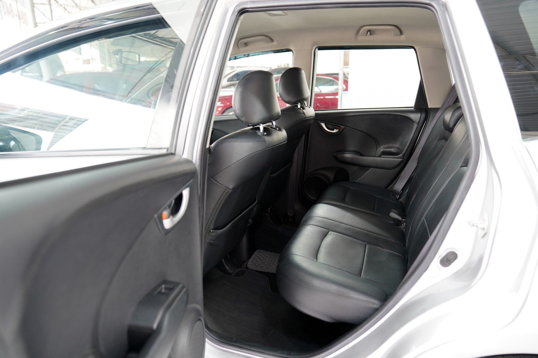 2013 HONDA JAZZ 1.3 HYBRID AT