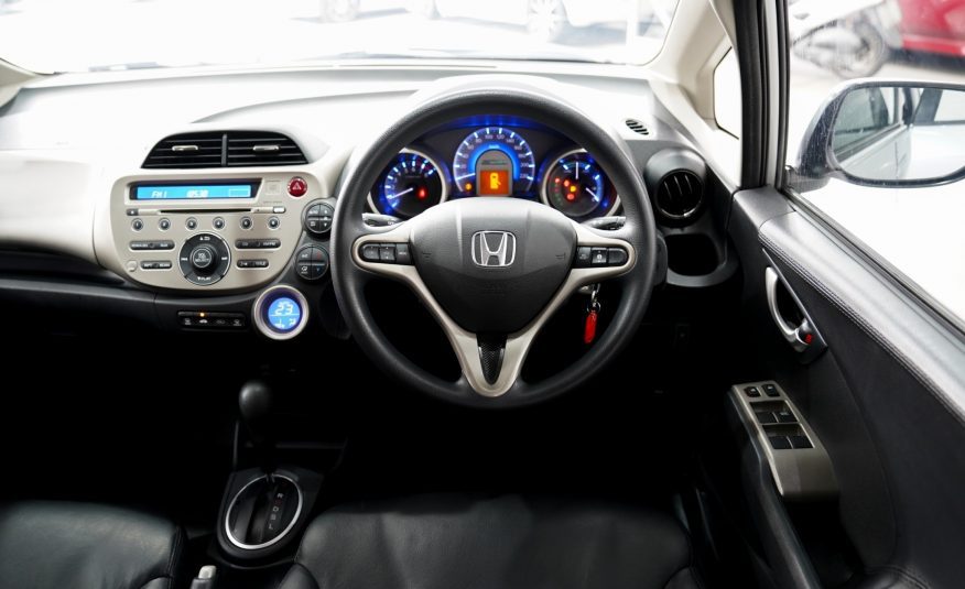 2013 HONDA JAZZ 1.3 HYBRID AT