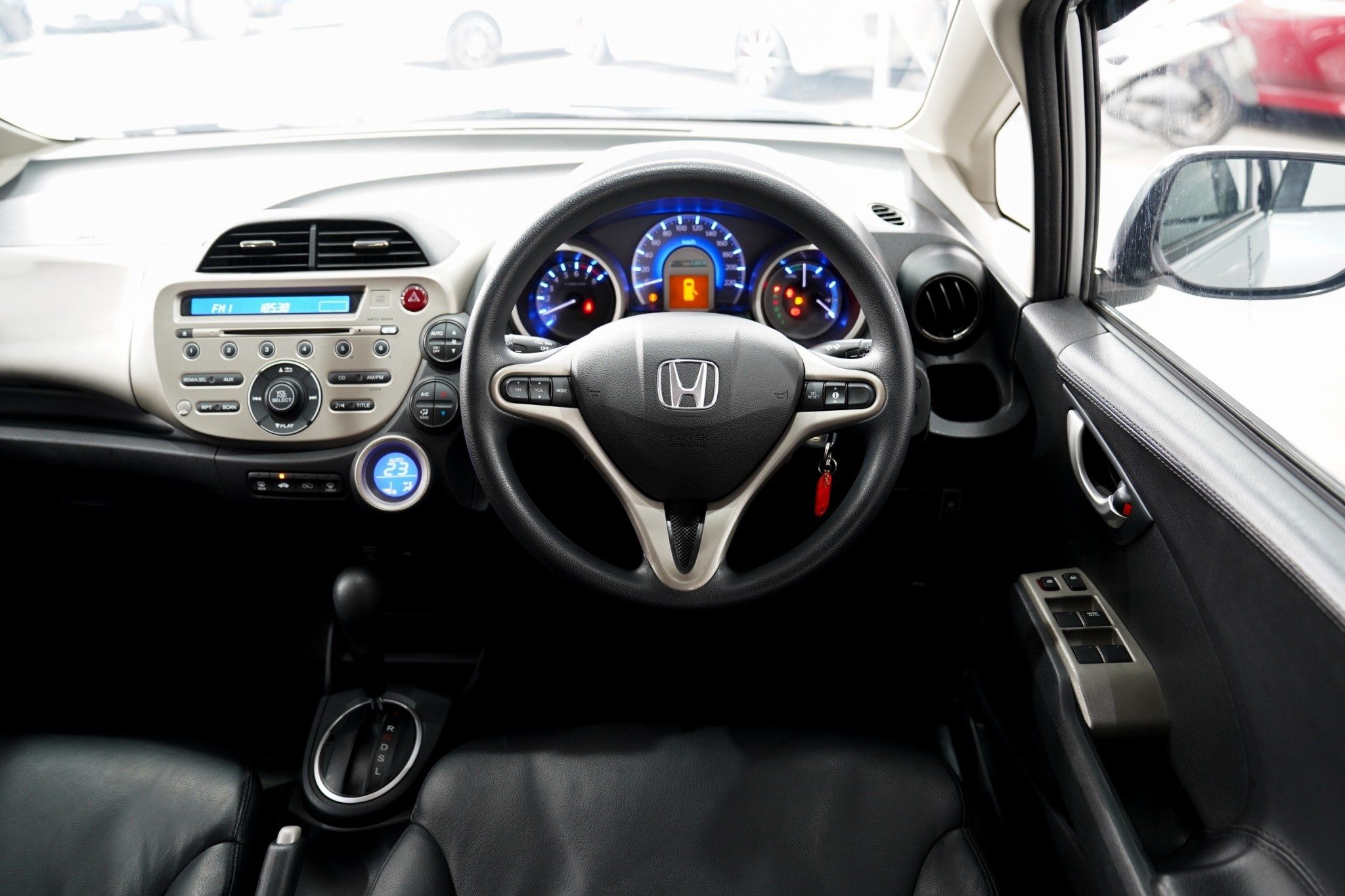2013 HONDA JAZZ 1.3 HYBRID AT