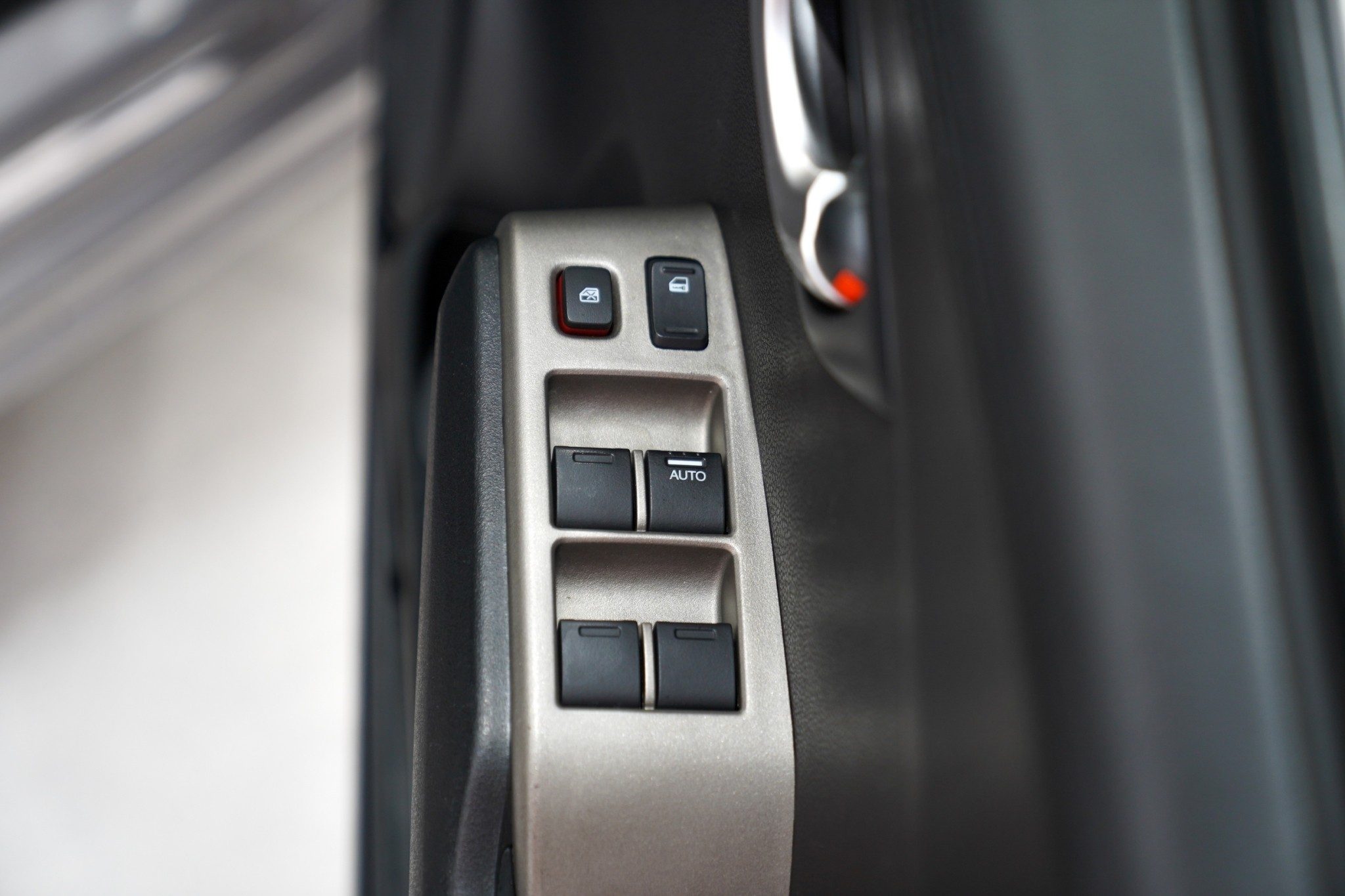 2013 HONDA JAZZ 1.3 HYBRID AT