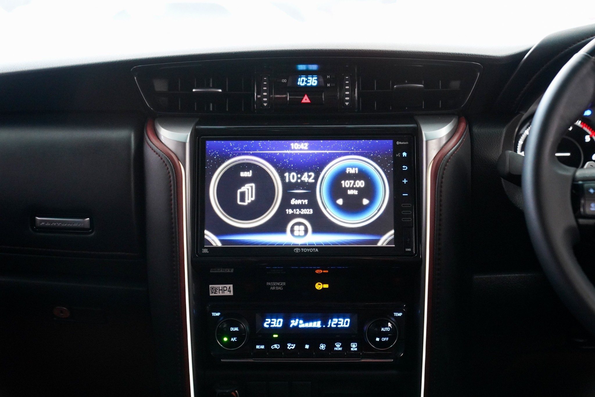 2012 TOYOTA FORTUNER 2.8 LEGENDER AT