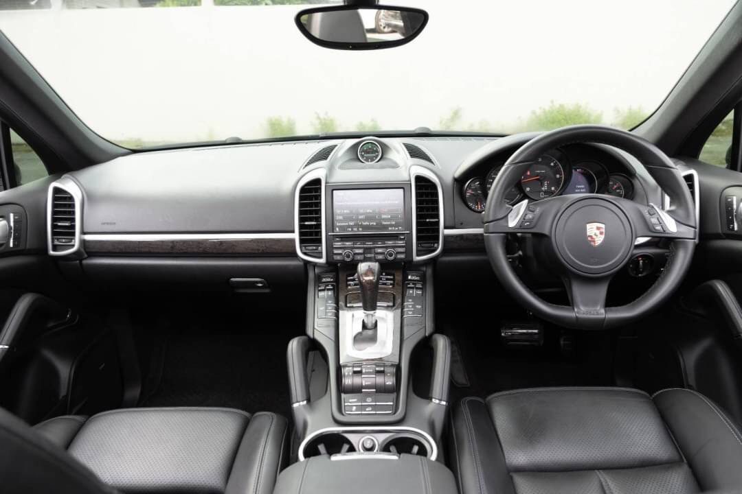 2013 Porsche Cayenne Sport Design