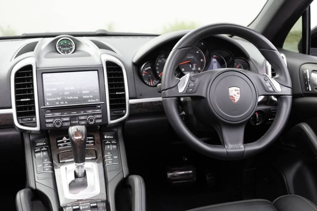 2013 Porsche Cayenne Sport Design