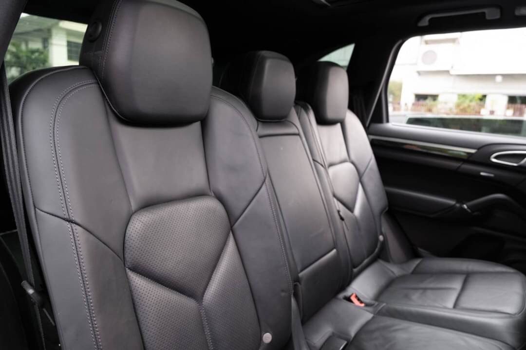 2013 Porsche Cayenne Sport Design