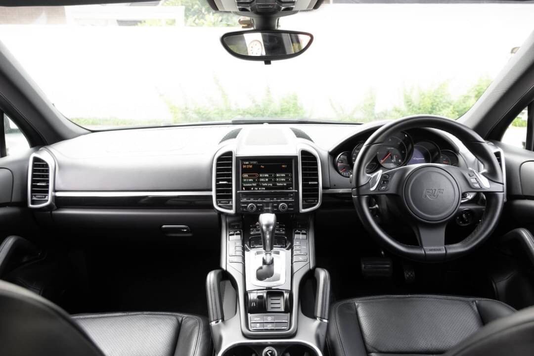 2011 Porsche Cayenne (RUF) RD30s