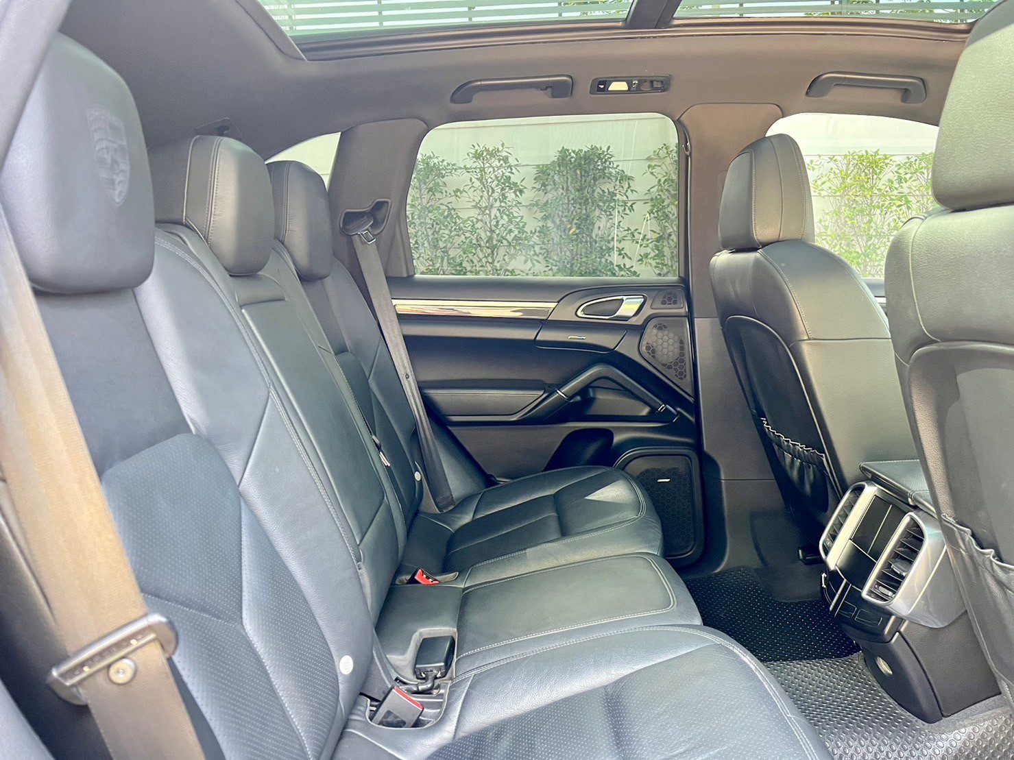 2012 Porsche Cayenne S Hybrid (Model 958 ZCL)