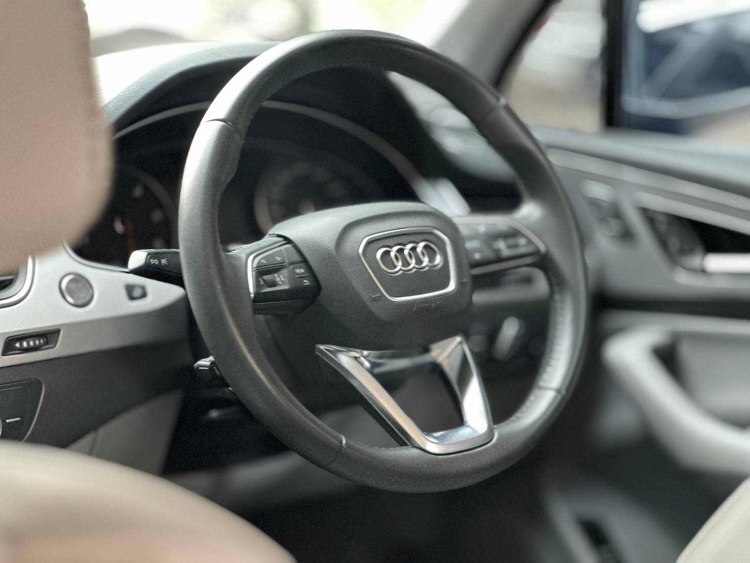 2019 Audi Q7 45TDI Quattro S-line