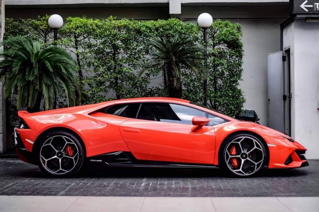 2021 Lamborghini Huracan Evo (AWD)