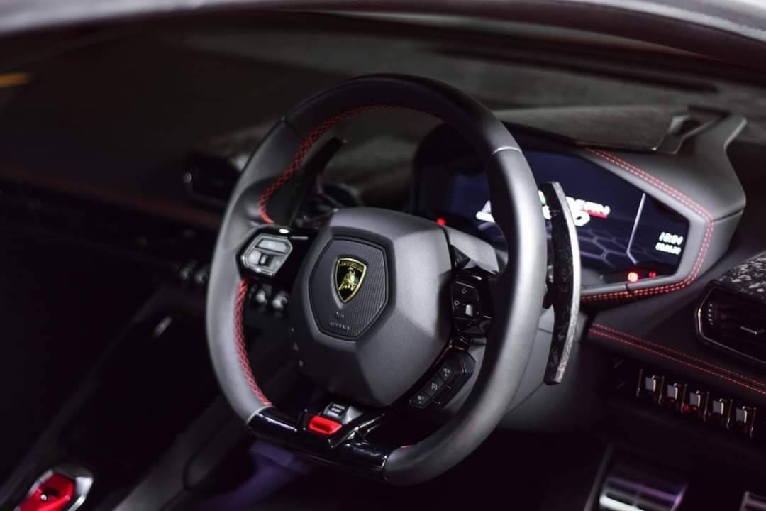 2021 Lamborghini Huracan Evo (AWD)
