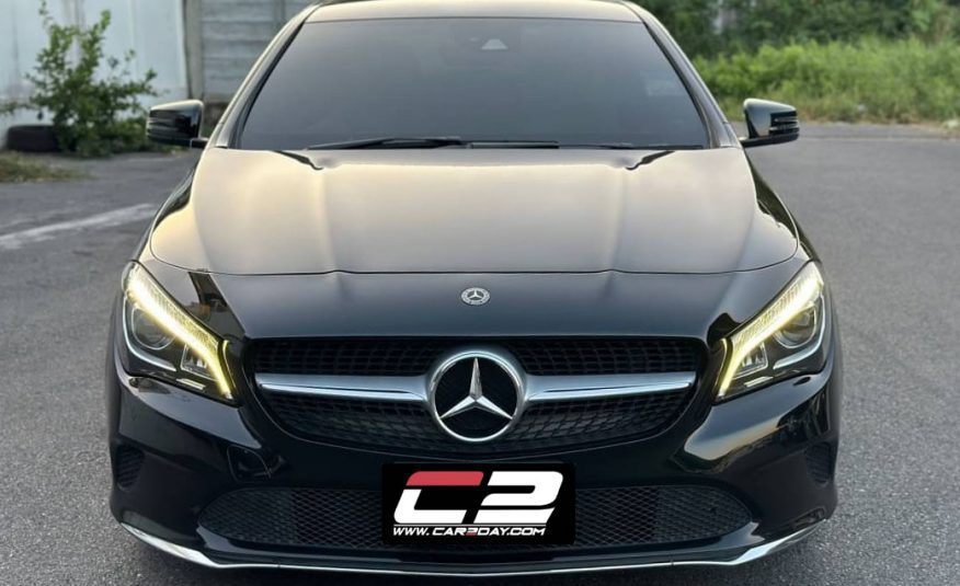 2018 Mercedes-Benz CLA200