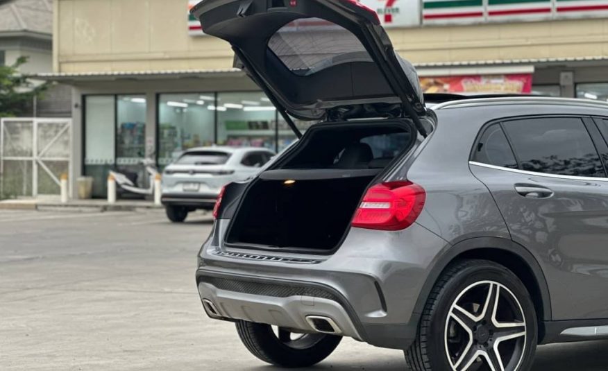 2016 Mercedes-Benz GLA250 AMG