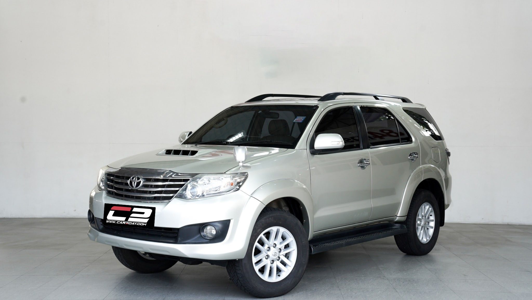 2013 TOYOTA FORTUNER 3.0 V AT