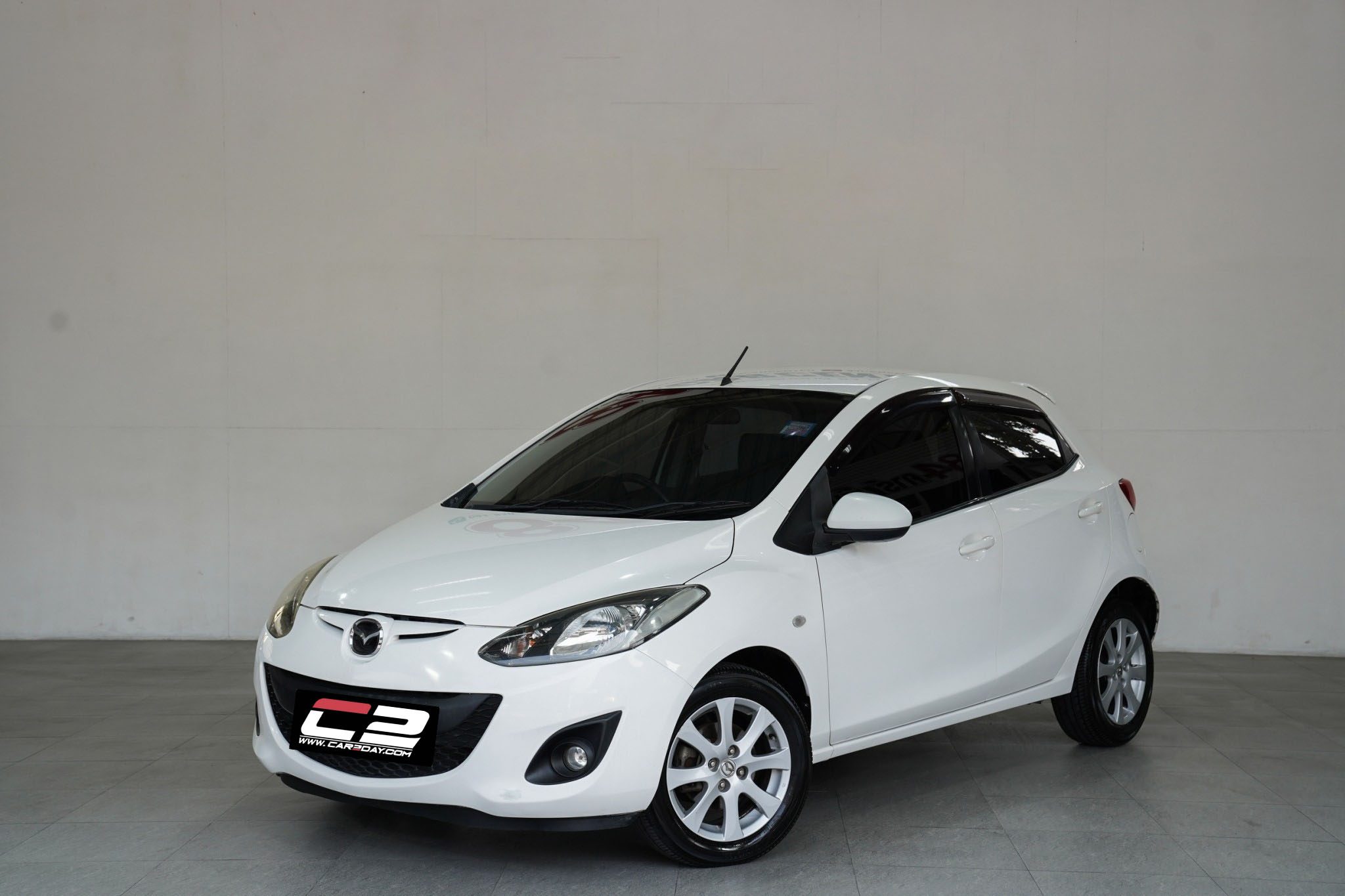 2013 MAZDA MAZDA2 1.5 GROOVE 5