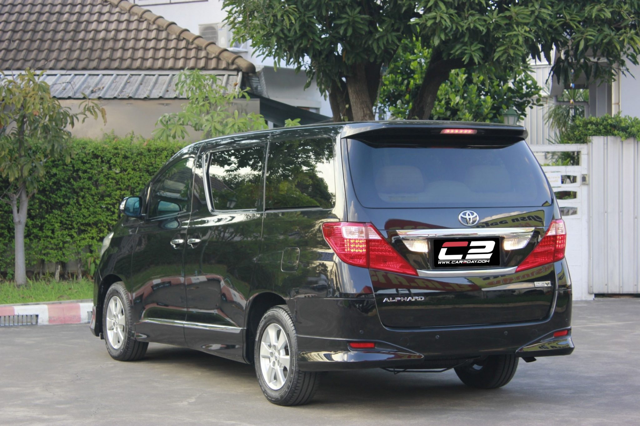 TOYOTA ALPHARD 2.4V
