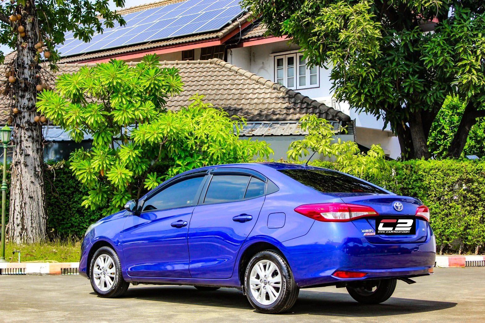 2018 TOYOTA YARIS ATIV 1.2 E