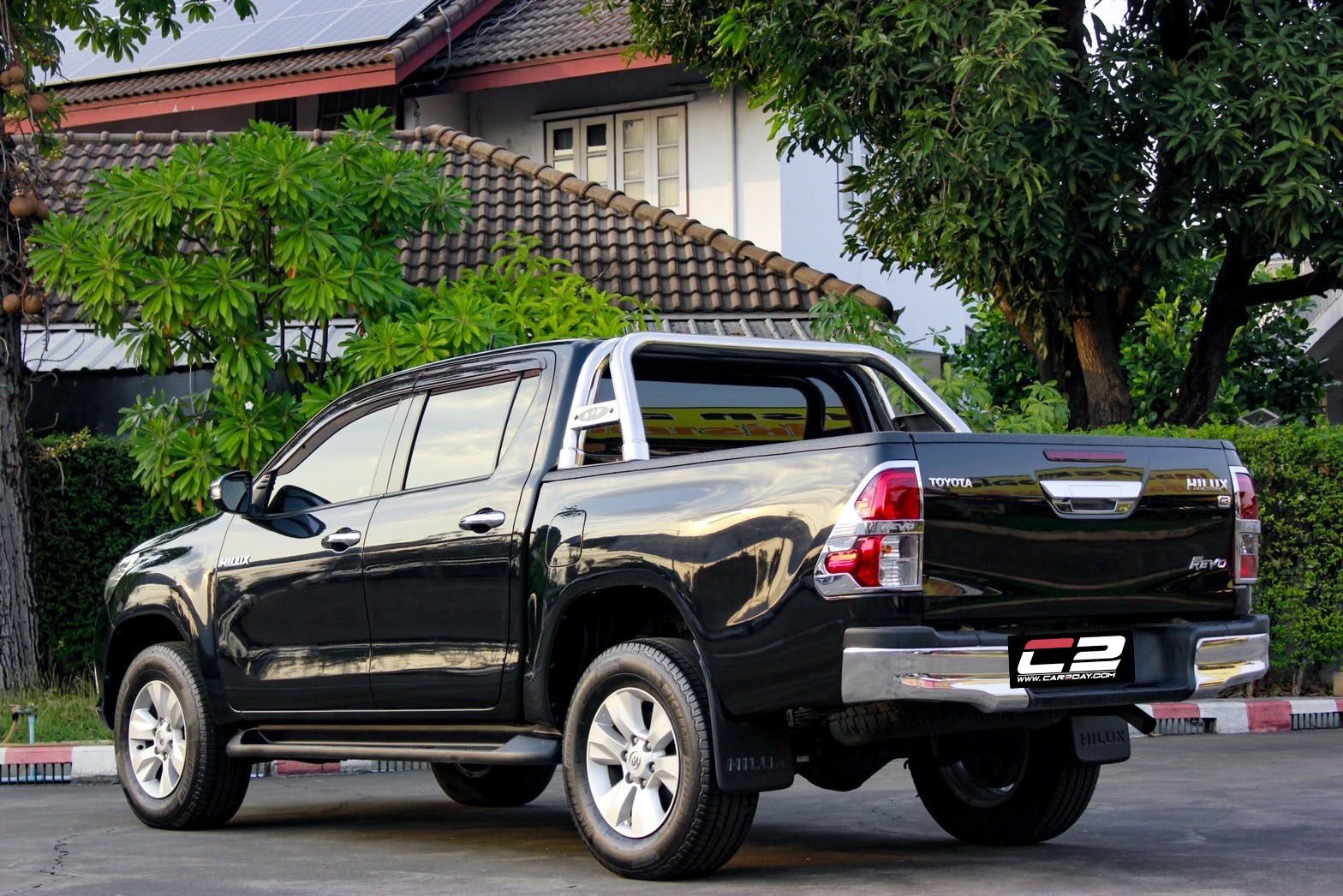 2016 TOYOTA HILUX REVO 2.4 G NAVI PRERUNNER DOUBLE CAB
