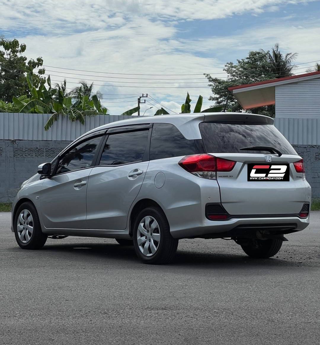 2015 HONDA MOBILIO 1.5 S