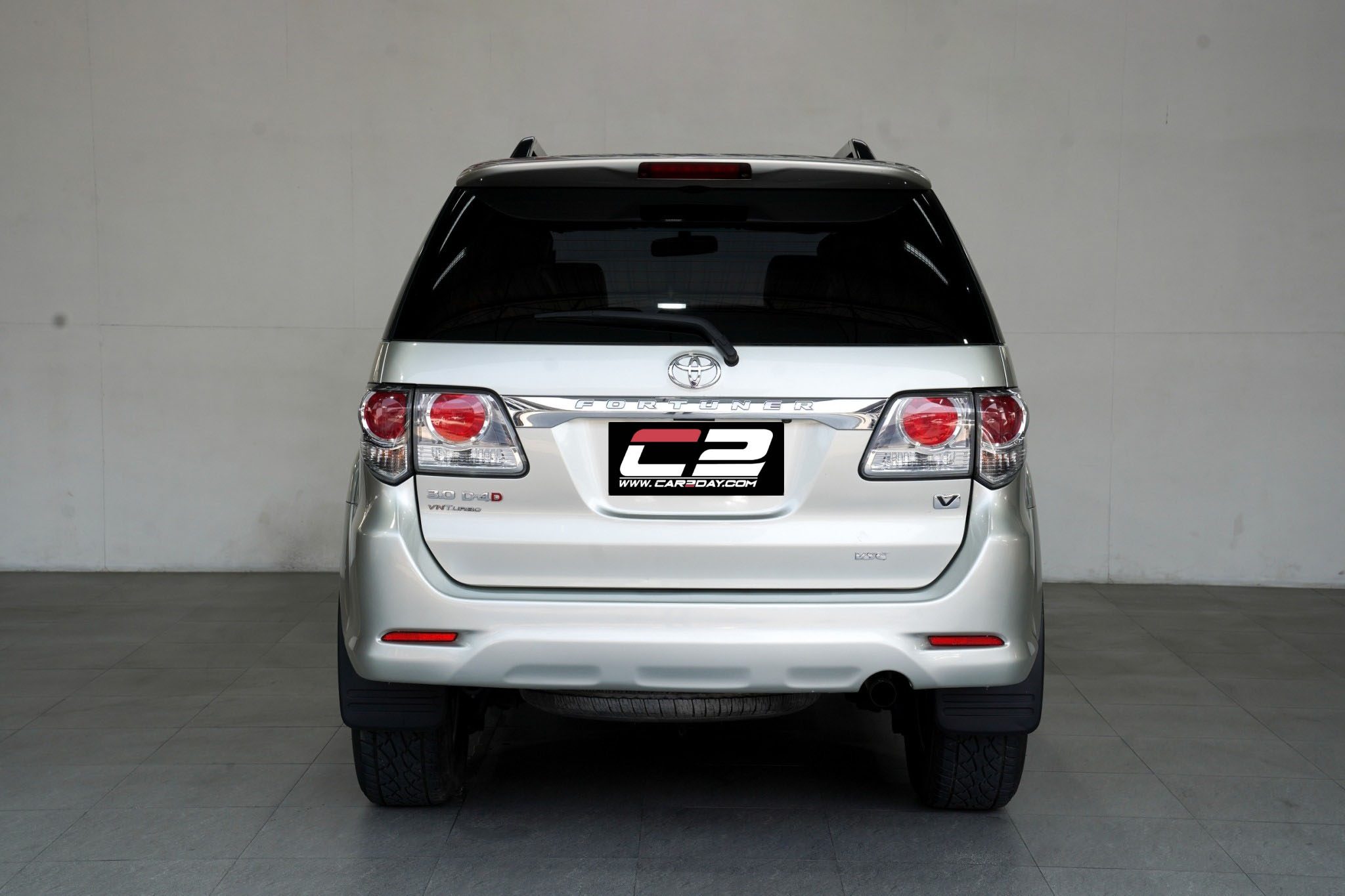 2013 TOYOTA FORTUNER 3.0 V AT