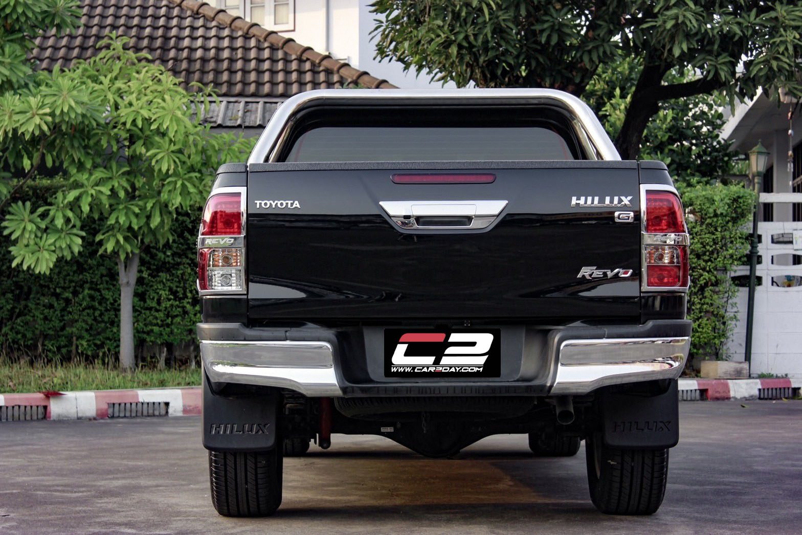 2016 TOYOTA HILUX REVO 2.4 G NAVI PRERUNNER DOUBLE CAB