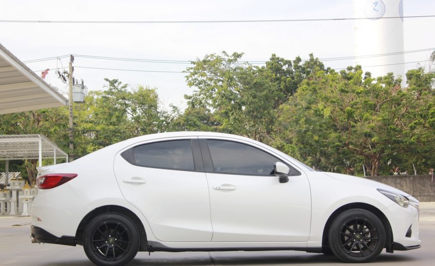 2015 MAZDA MAZDA2 1.3