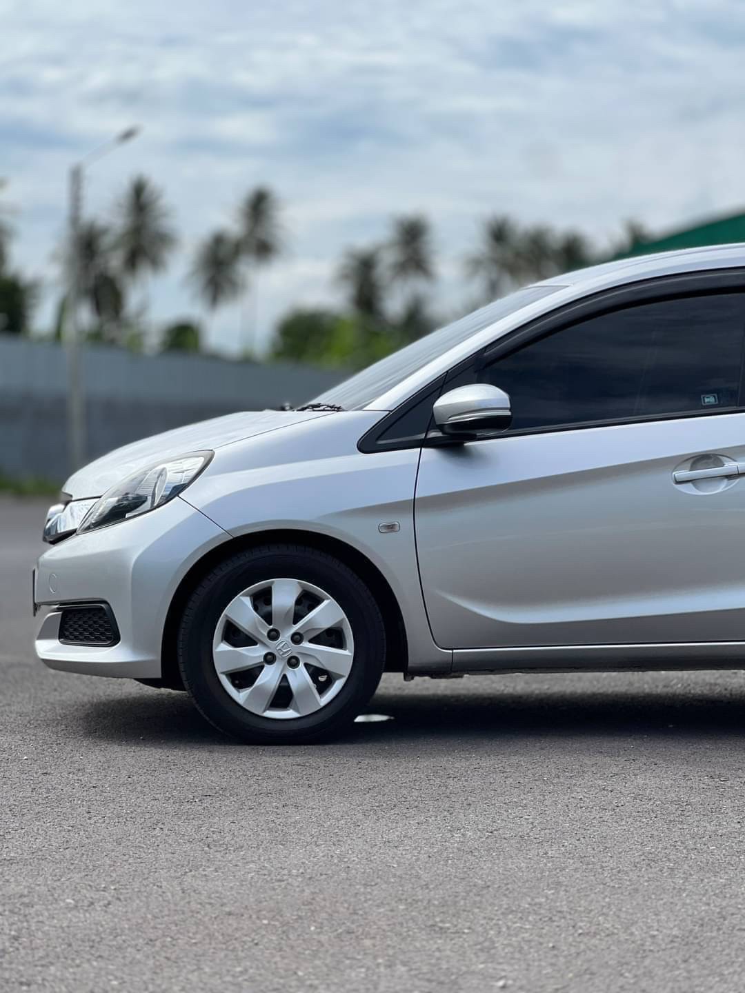 2015 HONDA MOBILIO 1.5 S