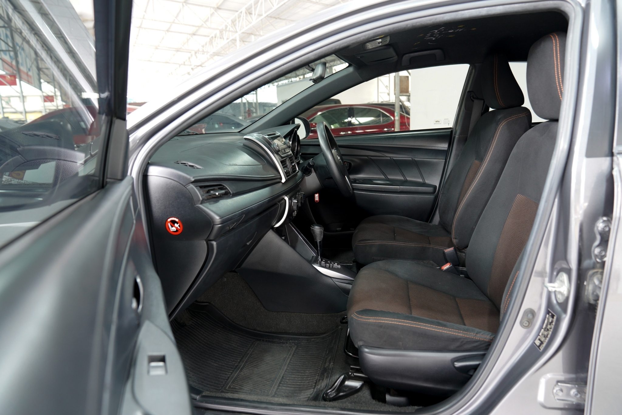 2014 TOYOTA YARIS 1.2 E AT