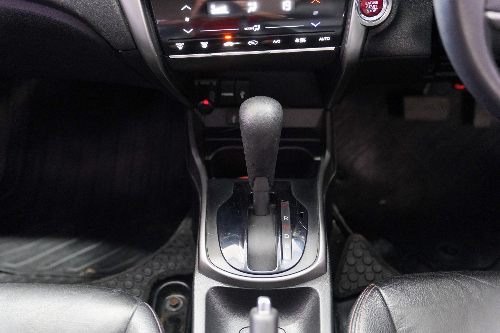 2016 HONDA CITY 1.5 V+ AT