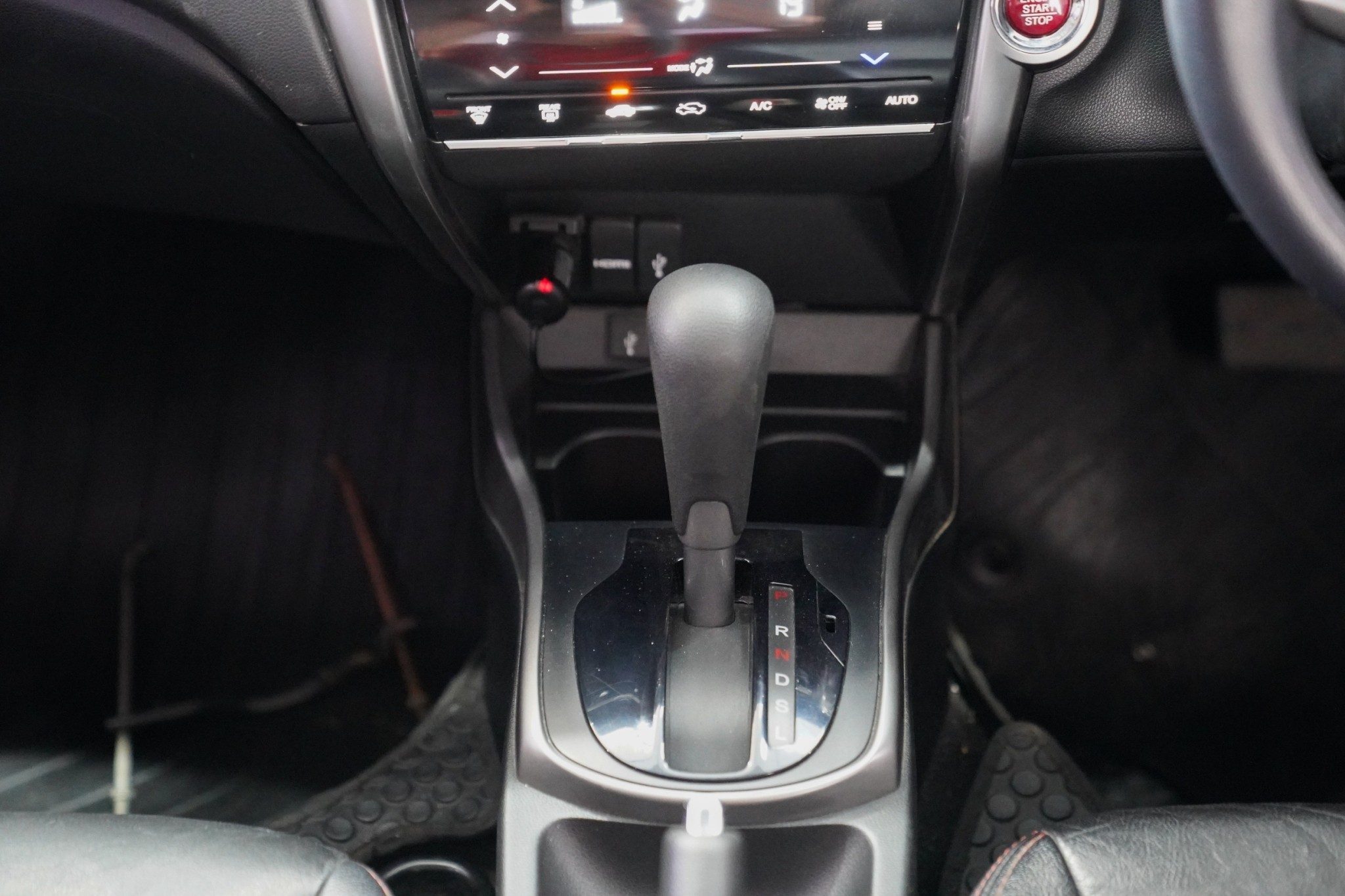 2016 HONDA CITY 1.5 V+ AT