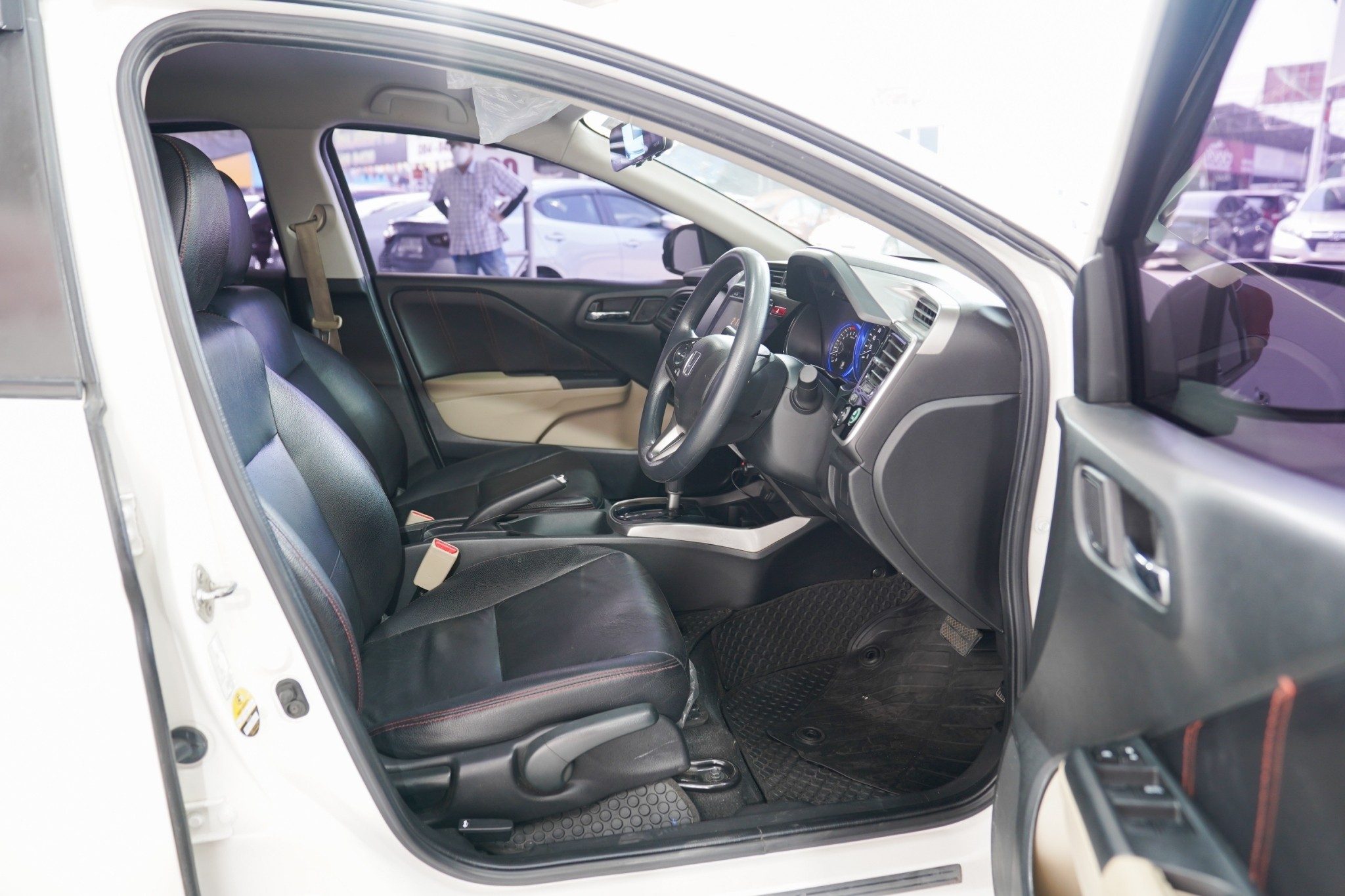 2016 HONDA CITY 1.5 V+ AT