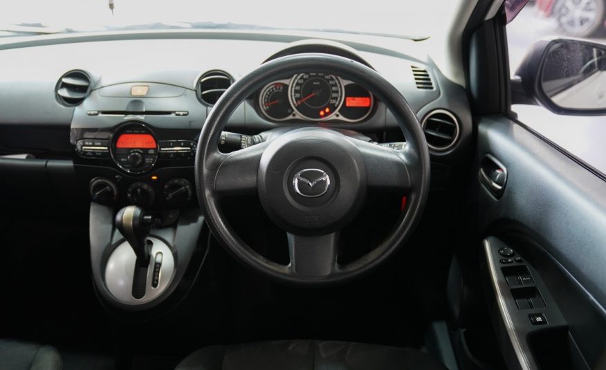 2013 MAZDA MAZDA2 1.5 GROOVE 5