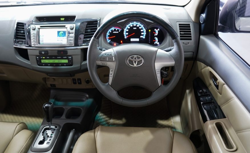 2013 TOYOTA FORTUNER 3.0 V AT