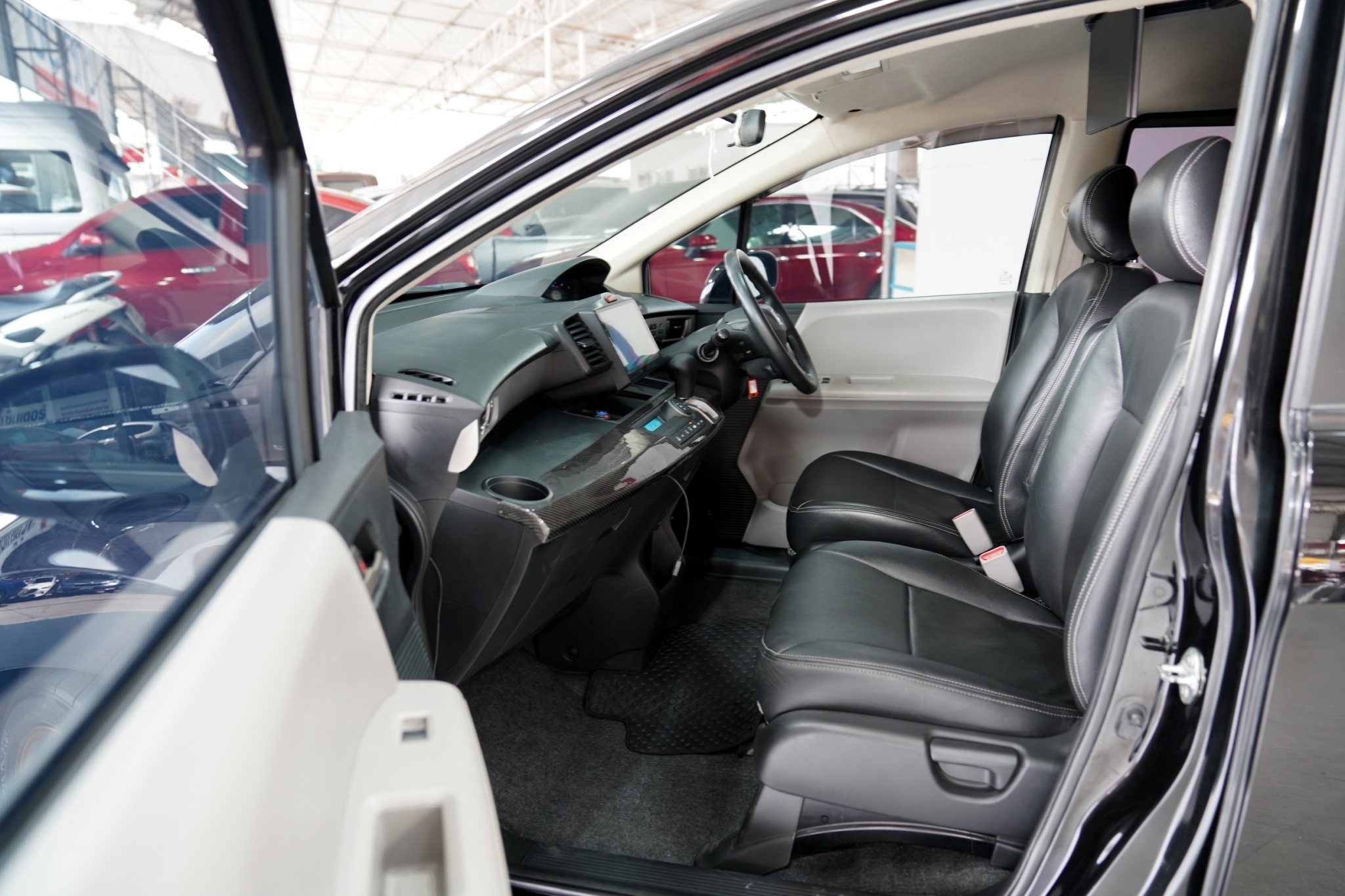 2011 HONDA FREED 1.5 SE AT