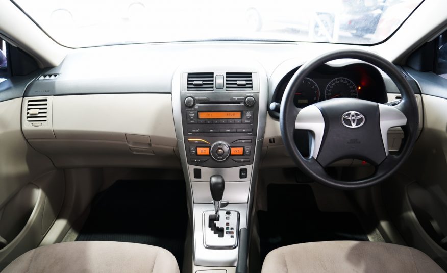 2013 TOYOTA ALTIS 1.8 E AT