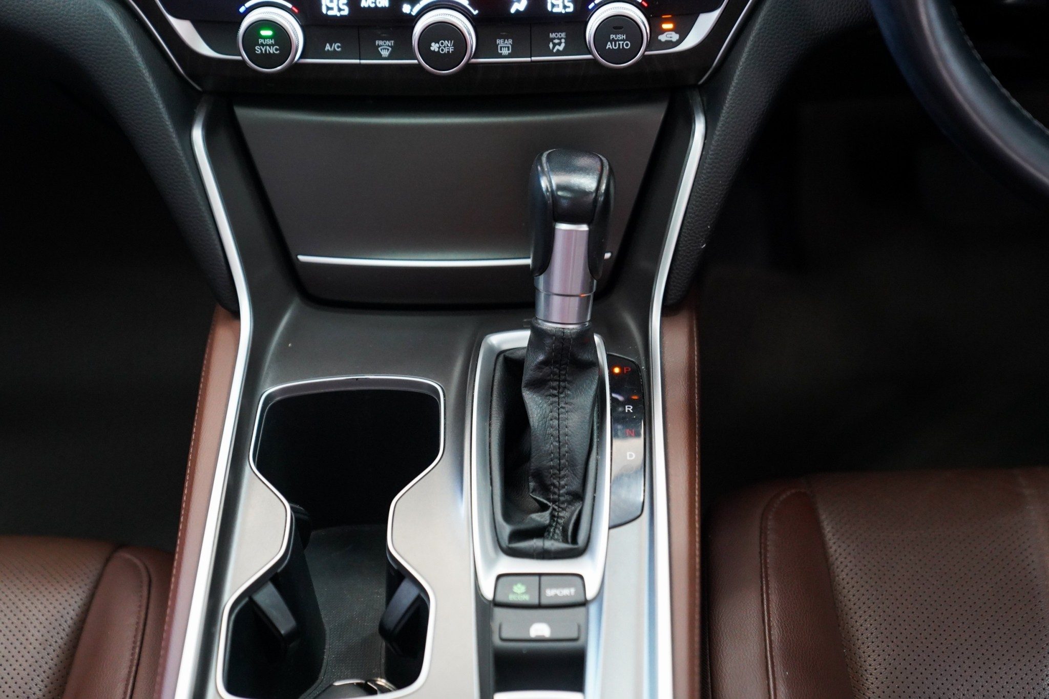 2019 HONDA ACCORD 2.0 HYBRID TECH AT