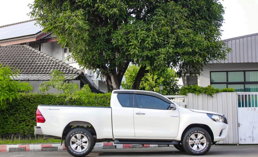 2016 TOYOTA HILUX REVO 2.4 E CAB PRERUNNER SMART CAB