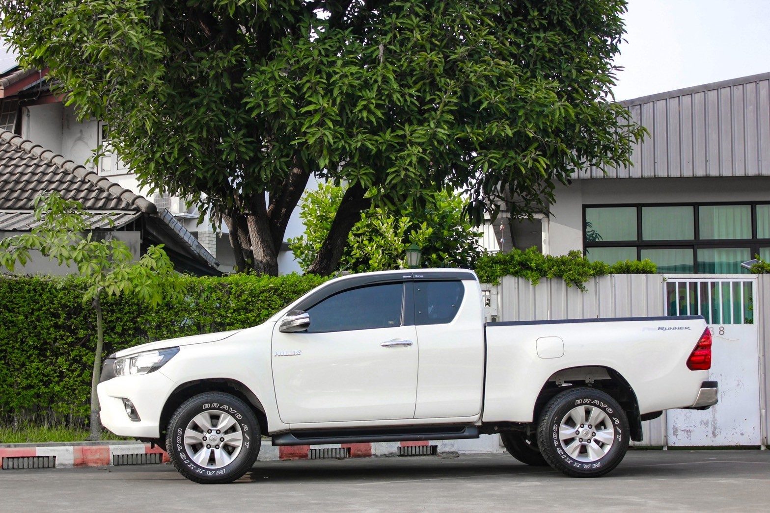 2016 TOYOTA HILUX REVO 2.4 E CAB PRERUNNER SMART CAB
