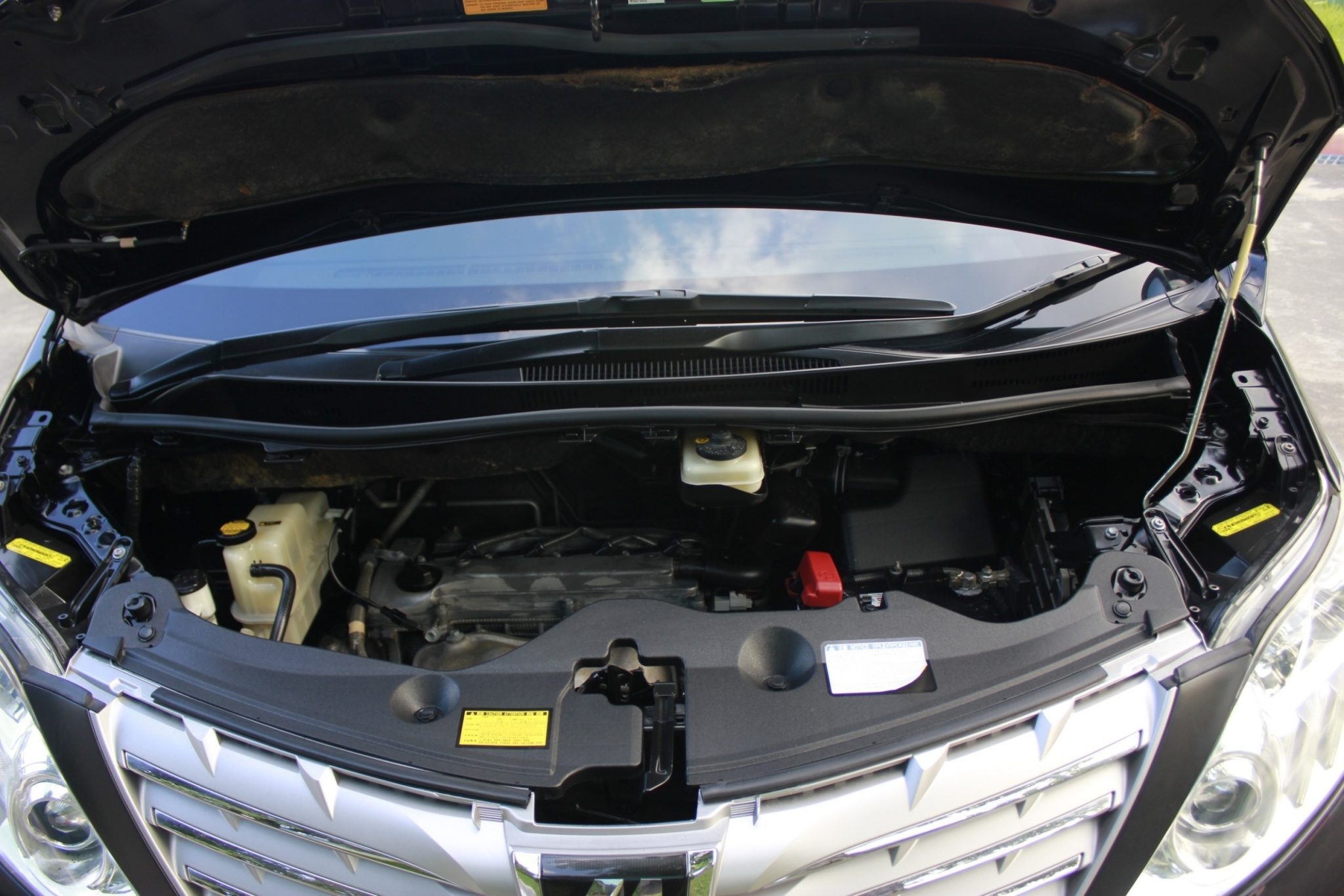 2012 TOYOTA ALPHARD 2.4V