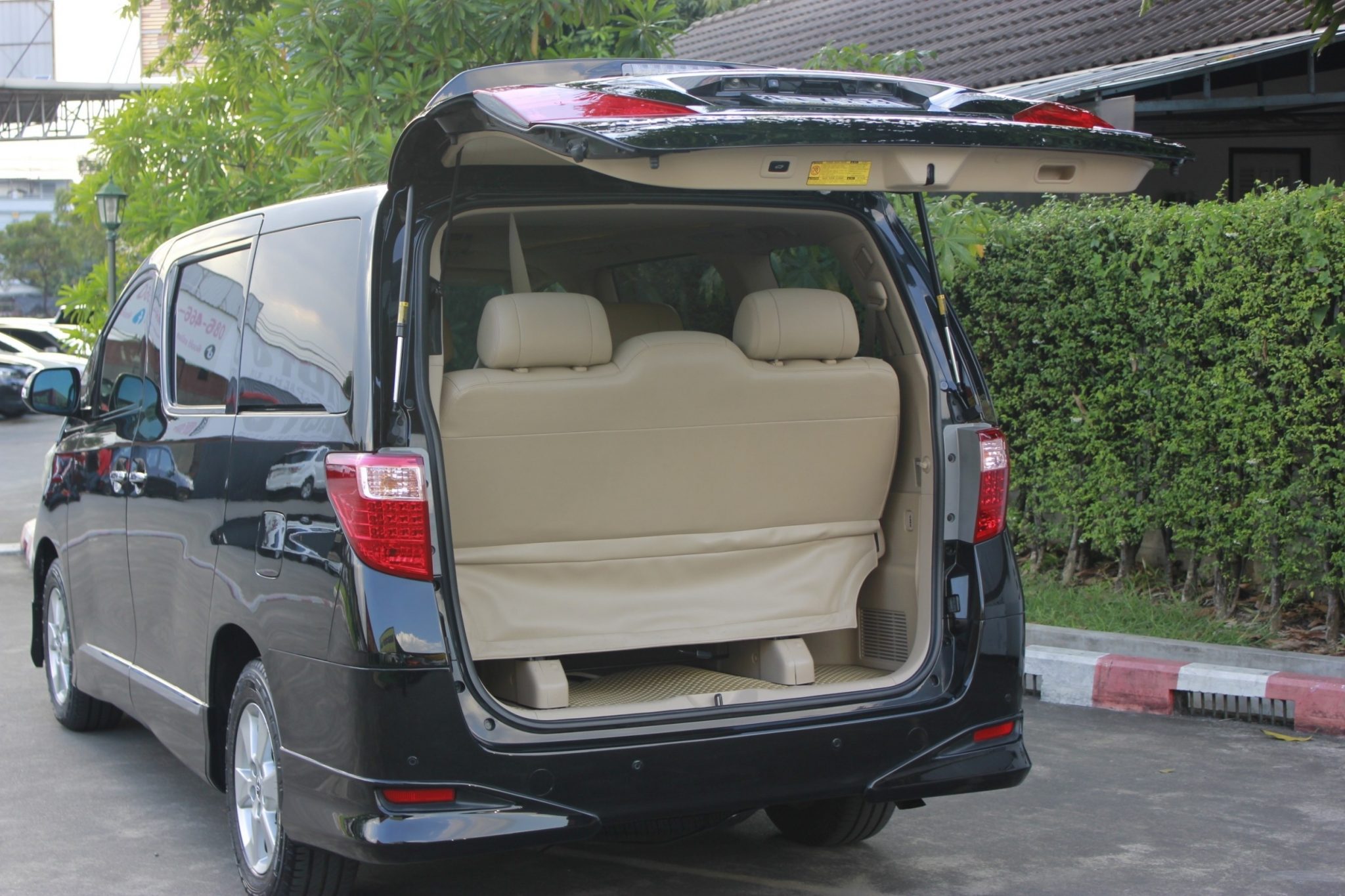 TOYOTA ALPHARD 2.4V