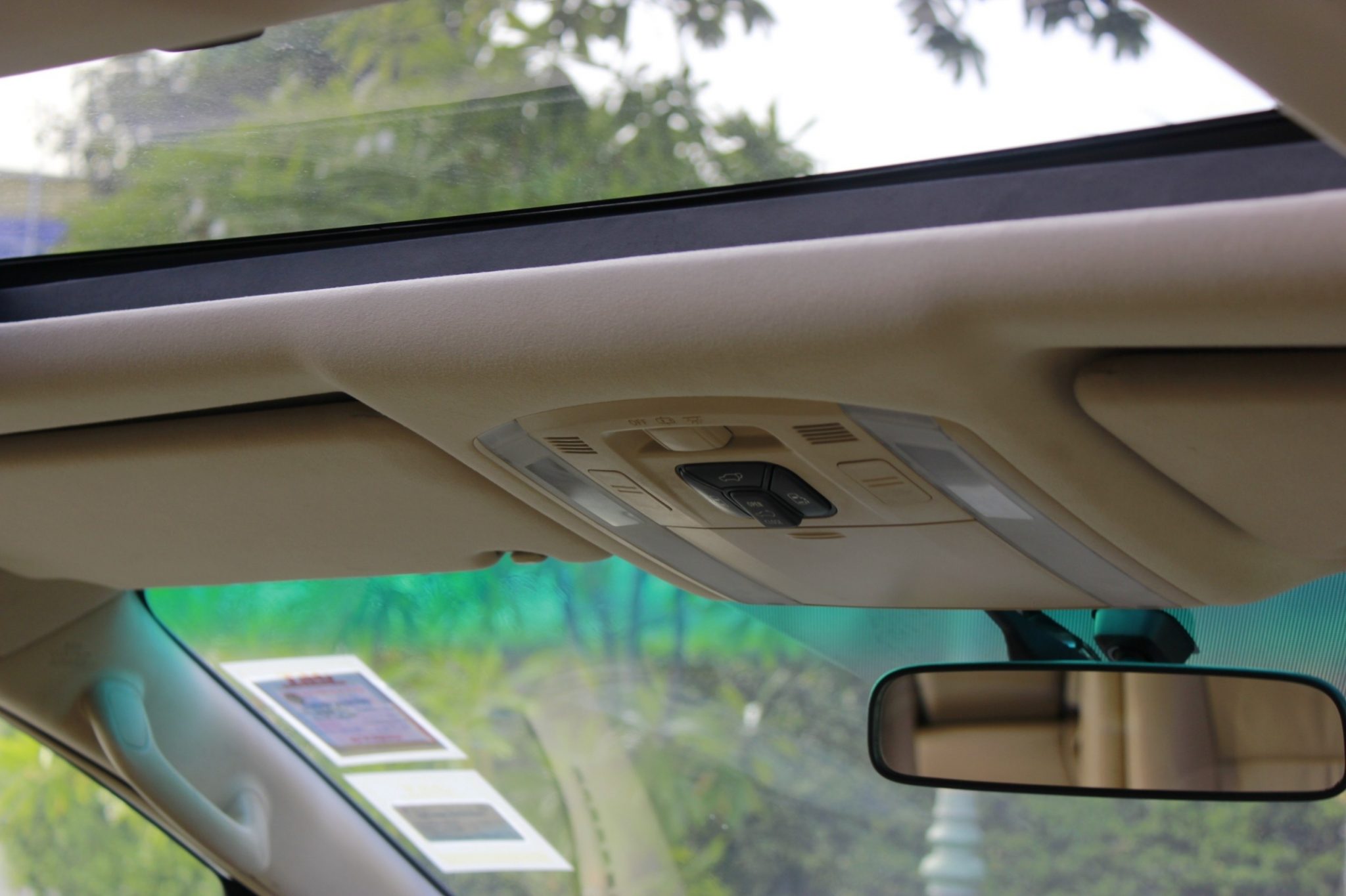 2012 TOYOTA ALPHARD 2.4V