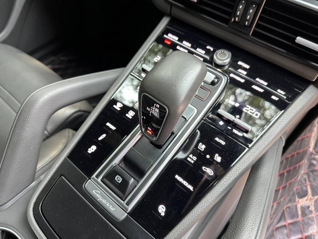2018 Porsche Cayenne E-hybrid