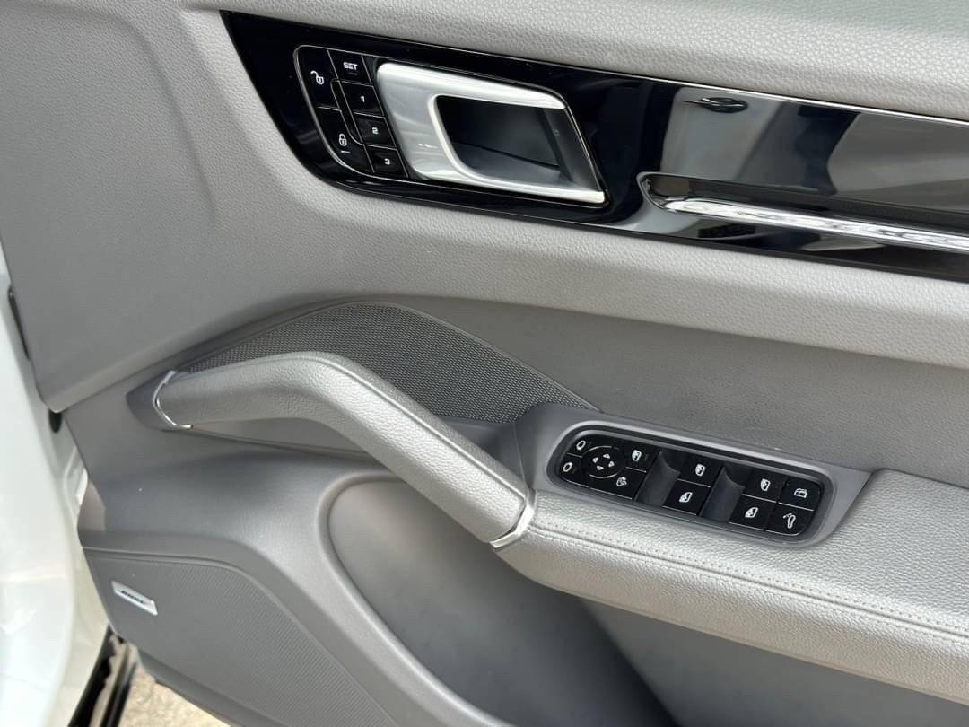 2018 Porsche Cayenne E-hybrid