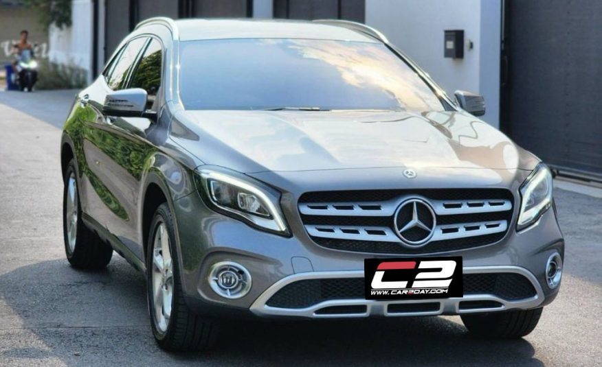 2017 Mercedes Benz GLA200