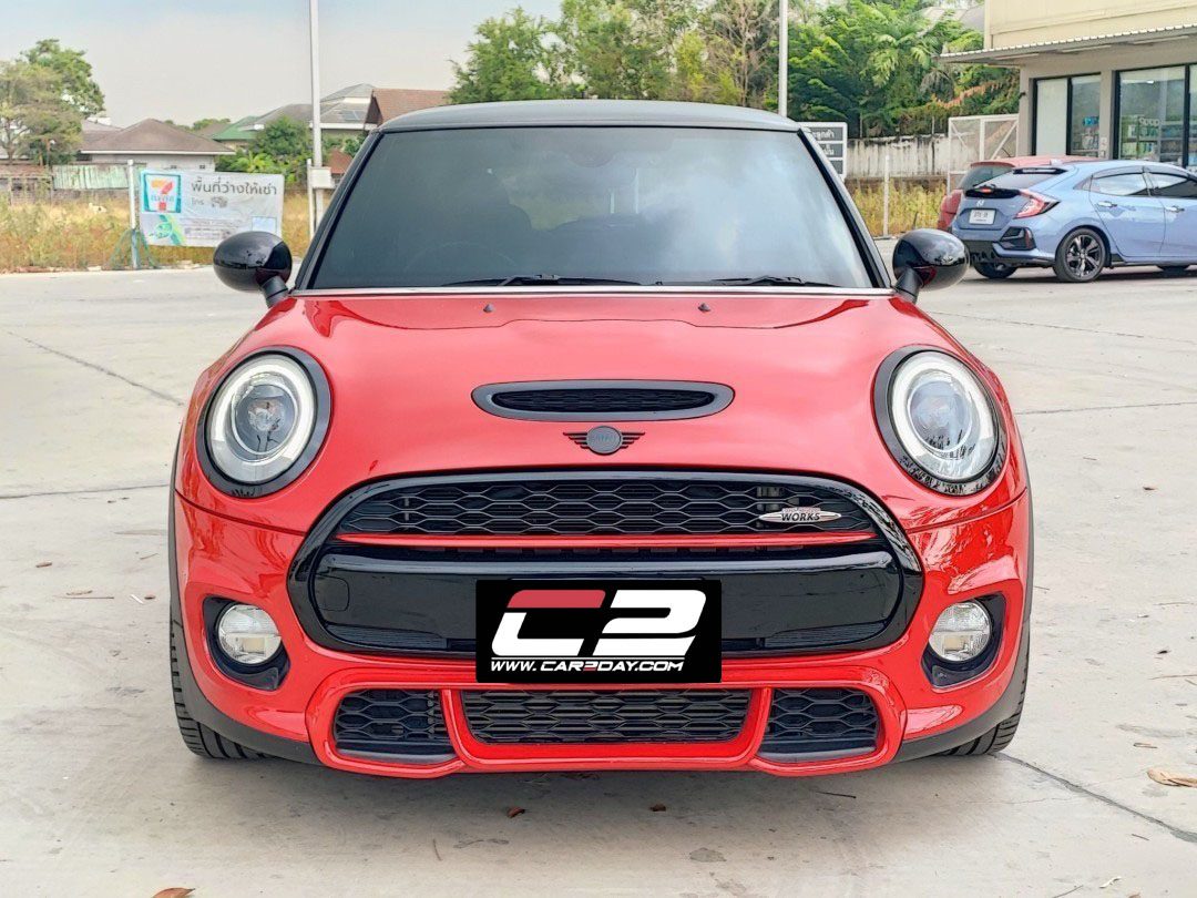2017 Mini Cooper S F56 JCW Look