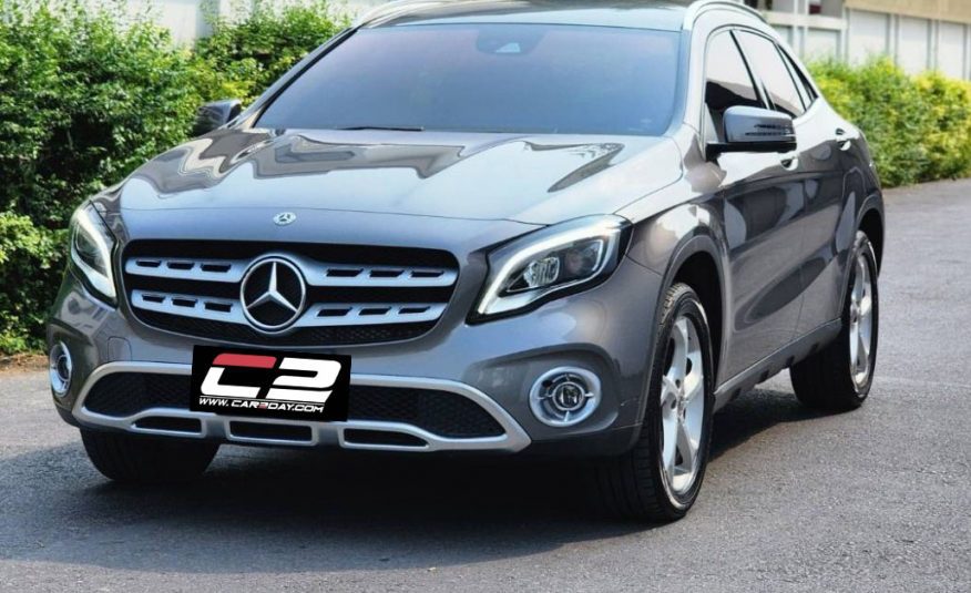 2017 Mercedes Benz GLA200