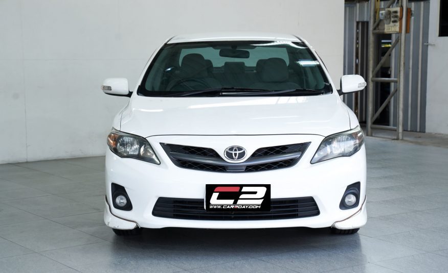 2013 TOYOTA COROLLA ALTIS 1.8 E AT