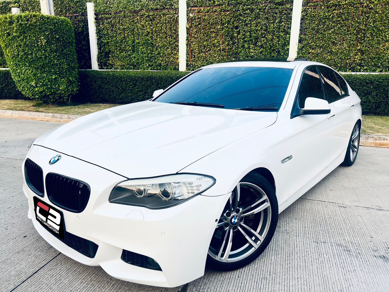 2011 BMW F10 520D M-SPORT