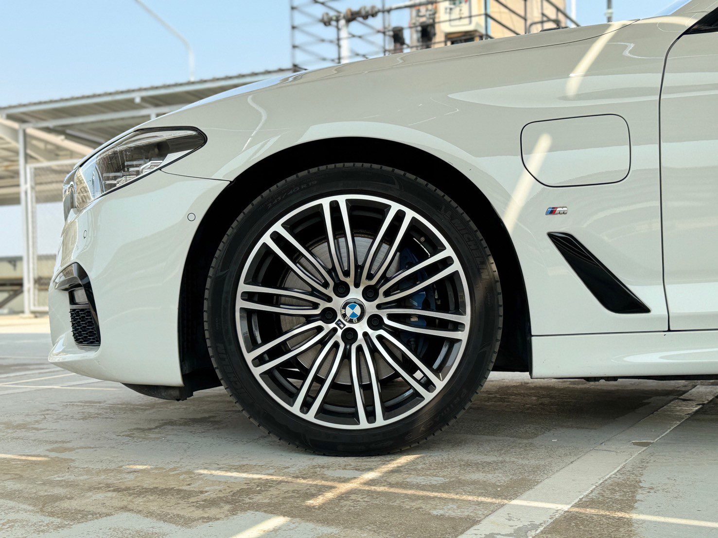 2019 BMW 530e M Sport
