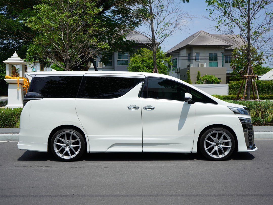 2018 Toyota Vellfire 2.5 ZG Edition