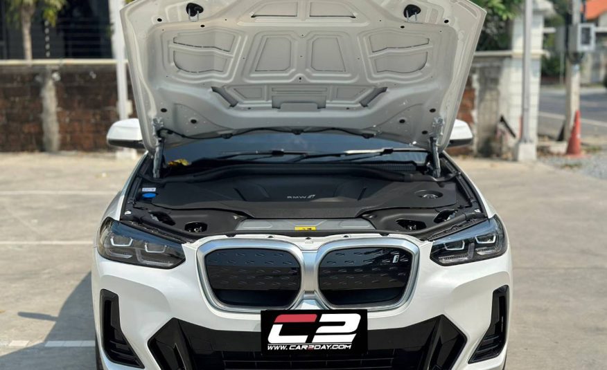 2023 BMW iX3 M Sport Inspiring